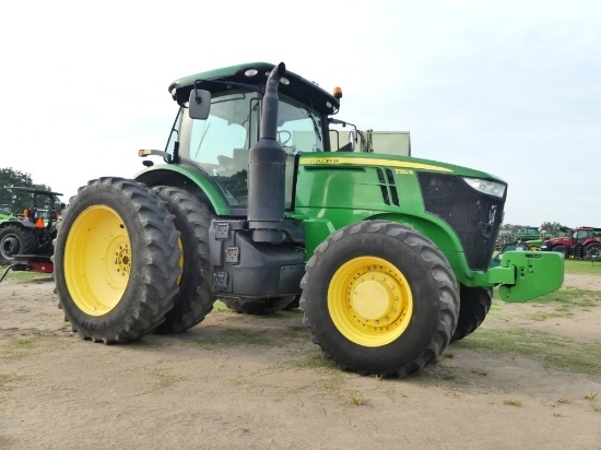 2015 John Deere 7210R