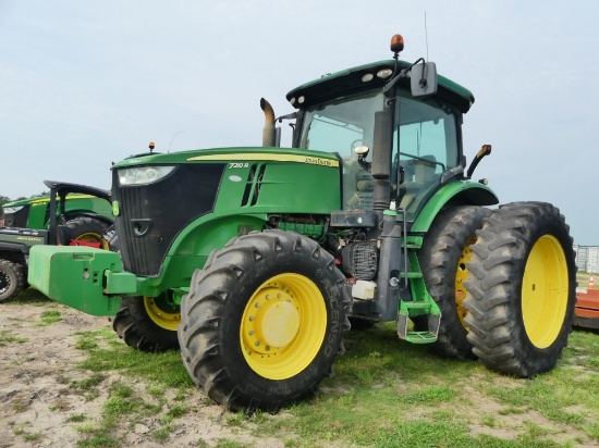 2015 John Deere 7210R