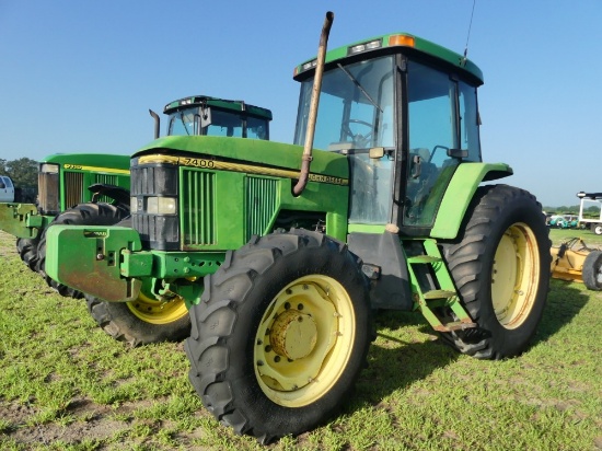 1995 John Deere 7400