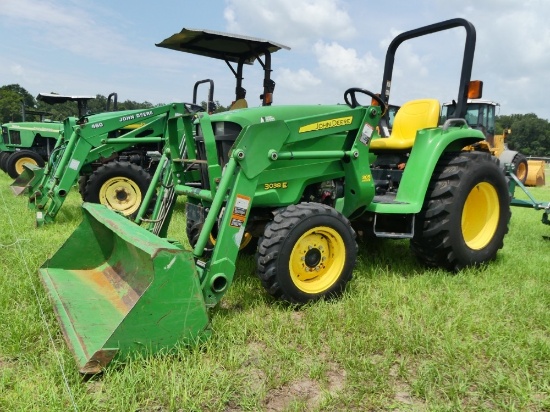 2012 John Deere 3038E