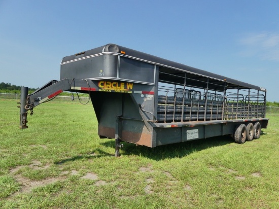 2015 Circle W 28' Stock Trailer