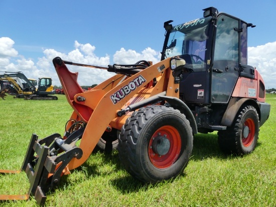Kubota R530