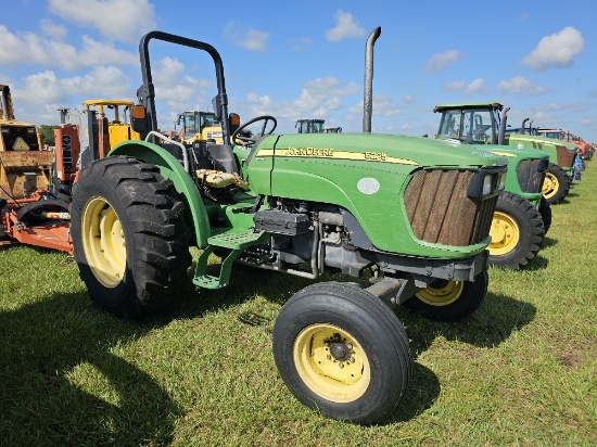 2005 John Deere 5225
