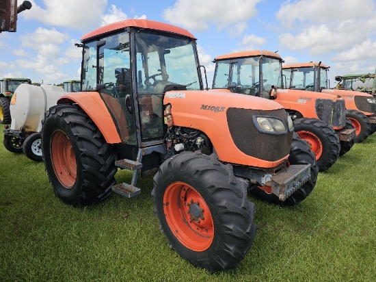 2015 Kubota M108S