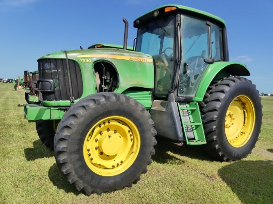 John Deere 7330