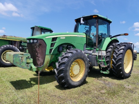 John Deere 5330
