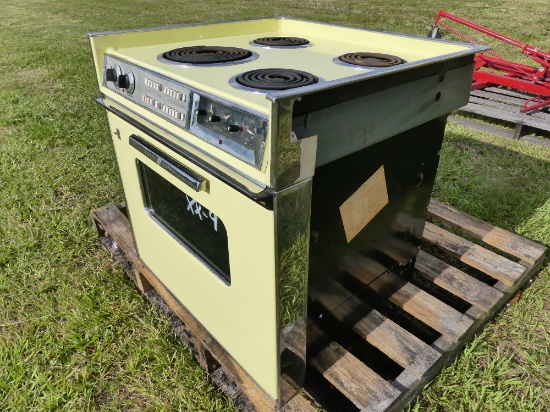 GE 4 Burner & Oven