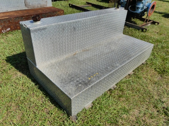 L-Shaped 100 Gal Fuel Tank