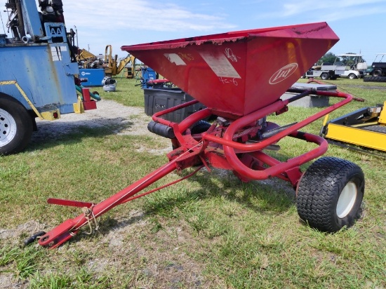 Lely PT Fertilizer Spreader