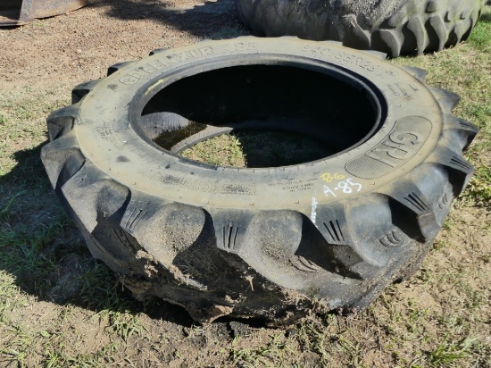(1) 340/85R28 Tire