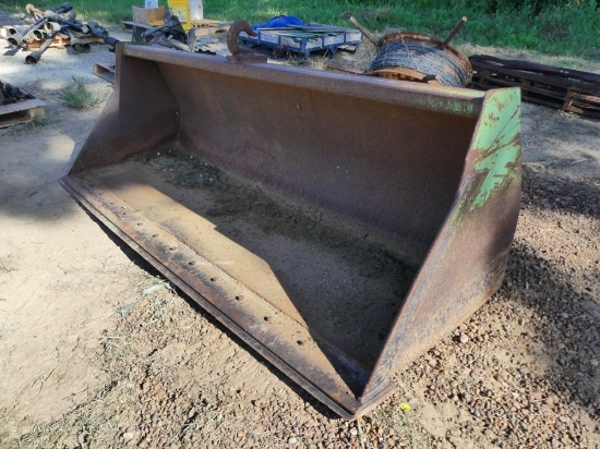 John Deere Bucket