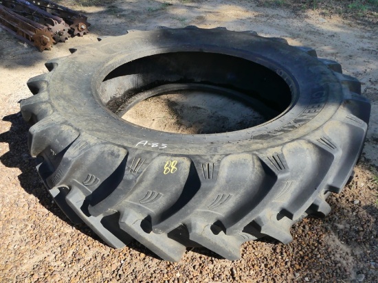 (1) 480/80R42 Tire