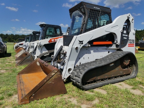 2008 Bobcat T320