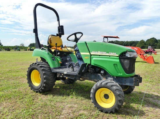 2008 John Deere 2305