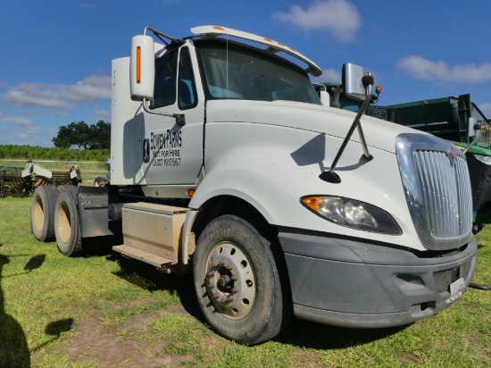 2008 International Prostar Semi