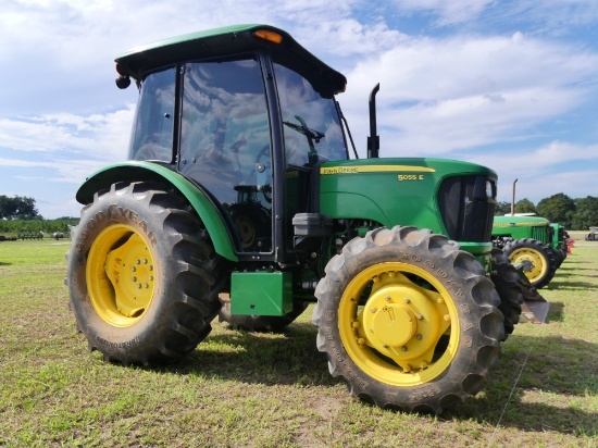 2013 John Deere 5055E