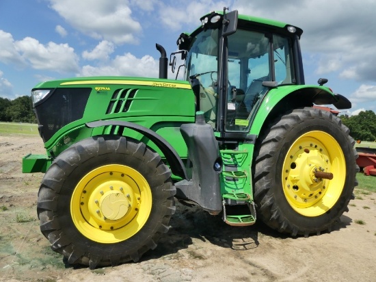 2022 John Deere 6175M