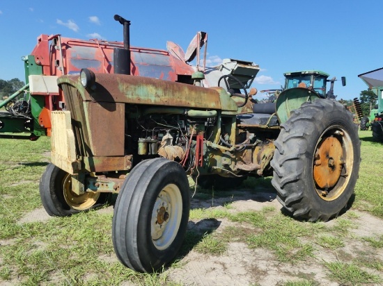 John Deere 1010