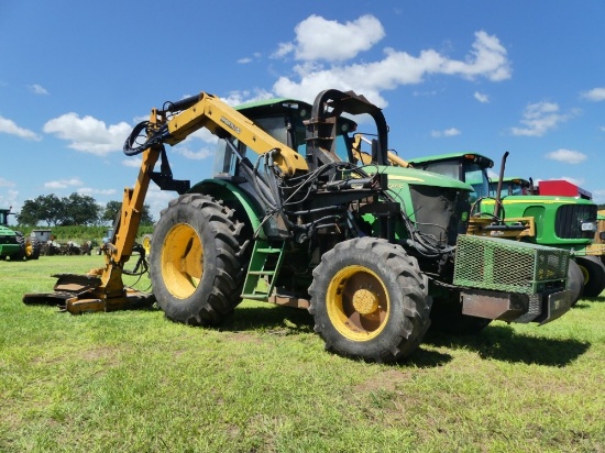 2014 John Deere 6105D