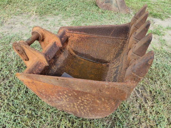 23" Mini Excavator Bucket