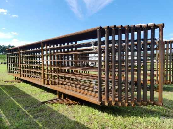 (10) 24' Free Standing Panels