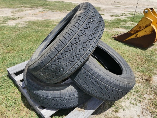 (4) Pirelli Scorpion ATR 275/60R20 Tires