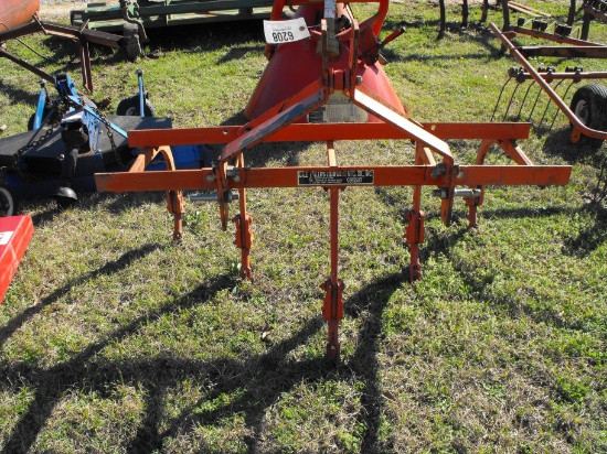 5 SHANK CULTIVATOR