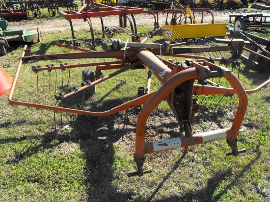 3PT KUHN PTO DRIVEN HAY TEDDER