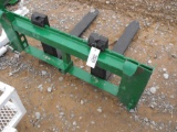 JOHN DEERE PALLET FORKS