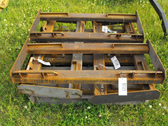 WELD-ON SKID STEER PLATE