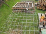 (3) 4' GATES  (3) 8' PANELS AND HOG WIRE