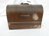 SINGER SEWING MACHINE IN THE CASE WITH FOOT PEDAL