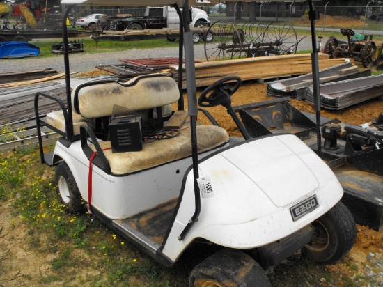 EZ-GO GOLF CART WITH CHARGER