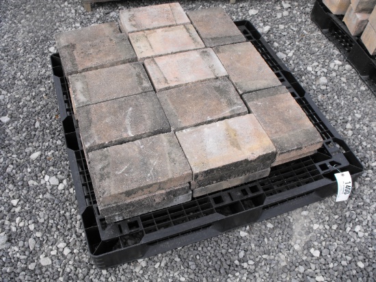 PALLET OF LANDSCAPING STEPPING STONES