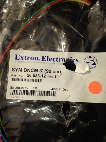 extron SYM BNCM 3 foot cableand 6 foot cable