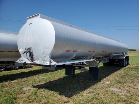 1977 Timpte 9500 Gallon Tanker Trailer