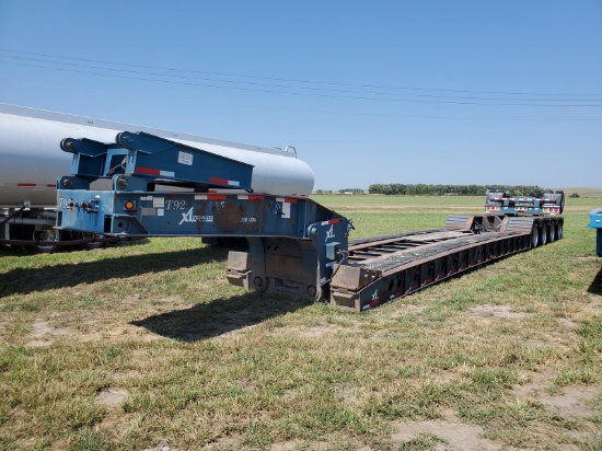 2013 XL Specialized XL130HDG Heavy Duty Lowboy Semi Trailer