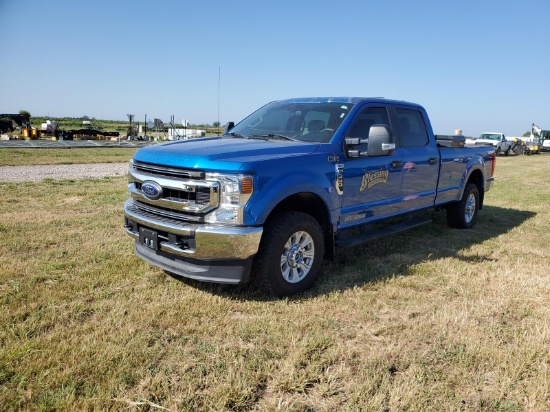 2020 Ford F-350 Super Duty Pickup - Gasoline