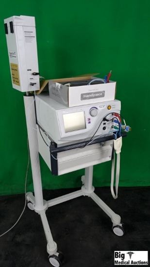 Thermage TG-1A-115 ThermaCool TC RF Generator with TM-1A cooling module & (2) TH-1 handpieces on rol