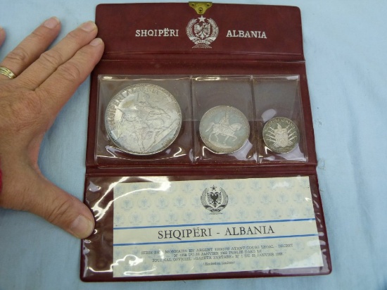 1969 Albania 3-pc set: 25 Leke (2.93 oz), 10 Leke (1.17 oz), & 5 Leke (.58 oz)