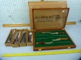 NAHC Hunting Heritage Collection display case w/knives