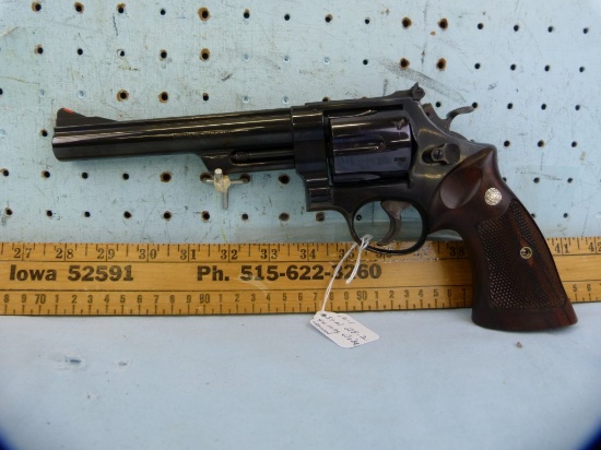 Smith & Wesson 29-2 Revolver, .44 Mag, SN: S252320