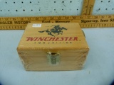 Ammo: wood ammo box/300, Winchester Ltd. Ed. .22 LR