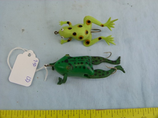 2 Fishing lures: Halik Frog & unmarked frog