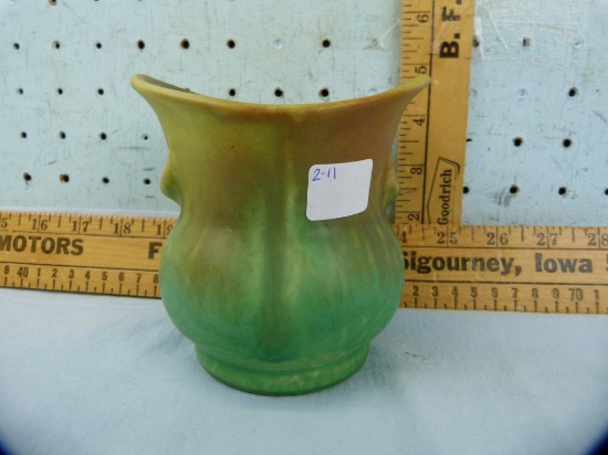 Weller Elberta vase, green, 4-1/2" T