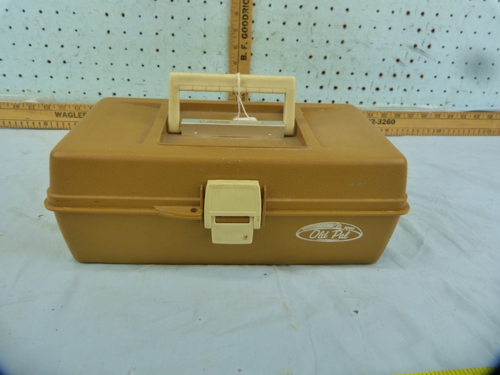 Sold at Auction: Vintage Old Pal Tackle Box, Lures, Knife, Scale