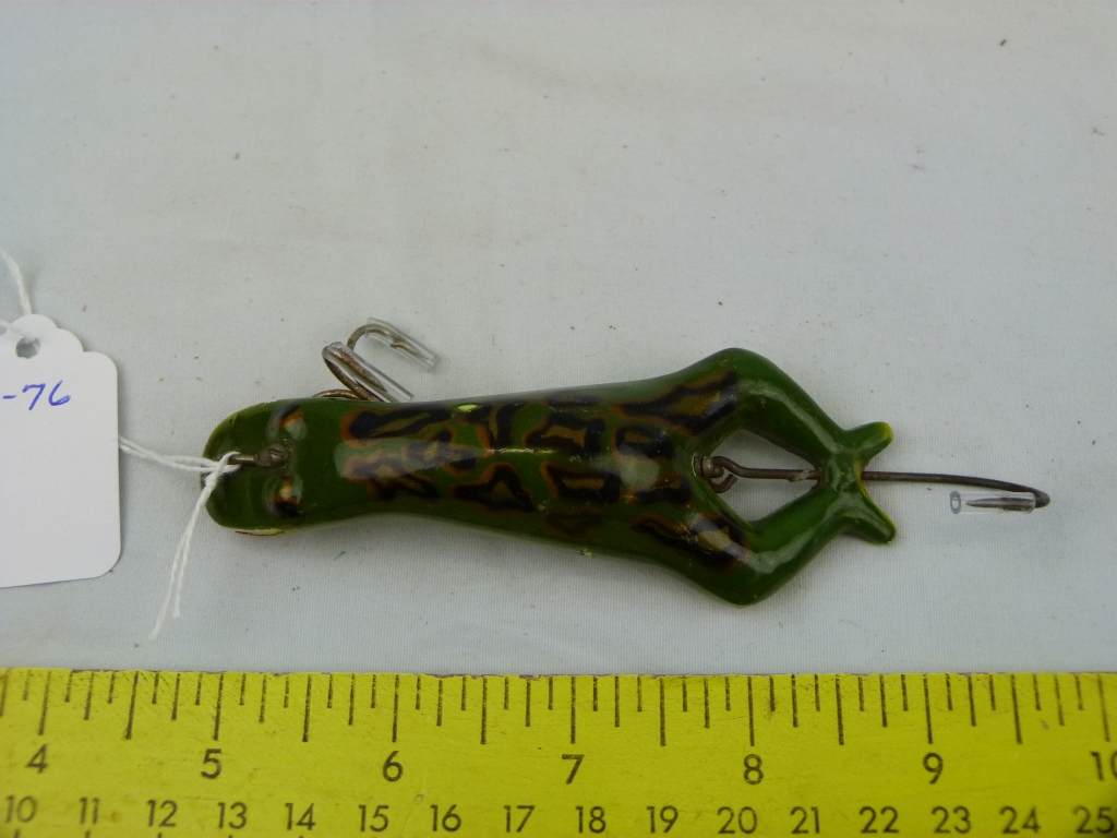 Fishing lure: Heddon open leg Luny Frog