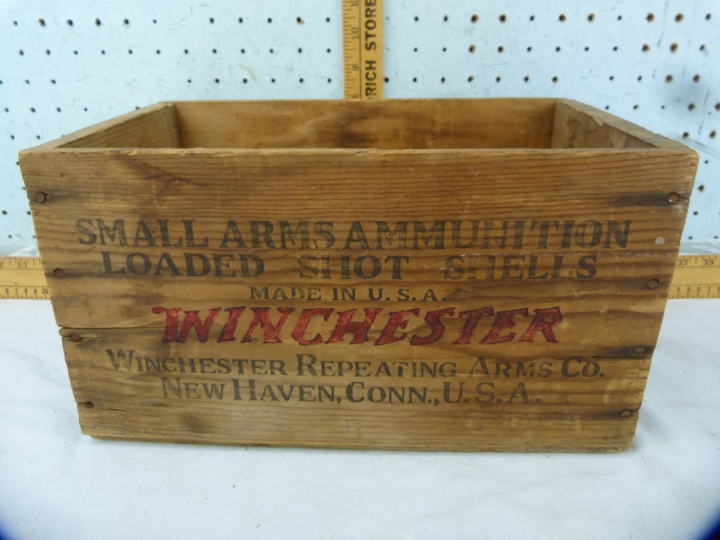 Wood ammo box, Winchester Ranger 20 ga, 2-1/2