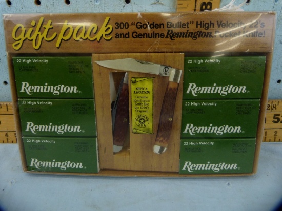 Ammo: Remington USA knife with 6 boxes/50 .22 LR HV