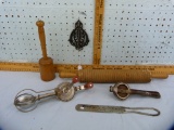 6 Kitchen utensils/items, various conditions